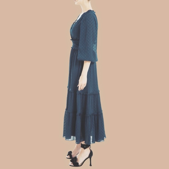 NWT Max Studio ‘Long Sleeve Jacquard Satin Tiered Maxi Dress’ in Navy Size XS - Picture 3 of 4